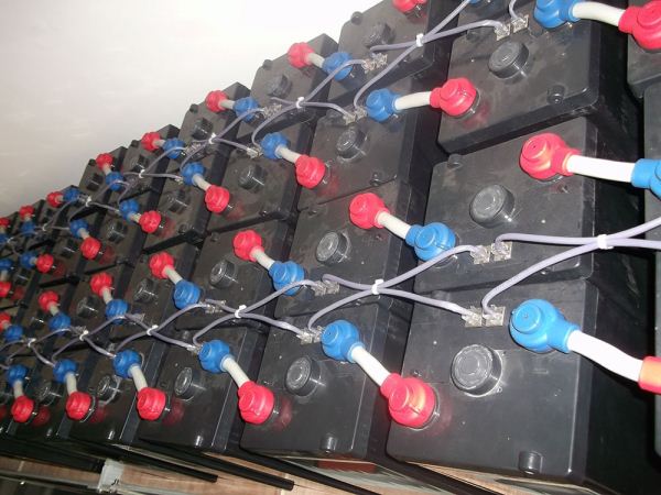 儲能電池監(jiān)測系統(tǒng)