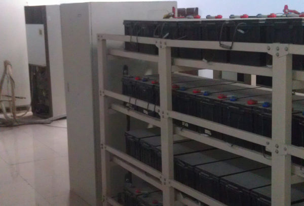 蓄電池內(nèi)阻檢測(cè)儀