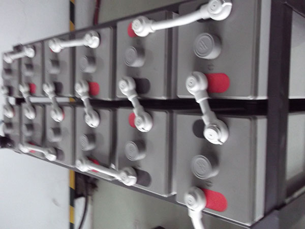 蓄電池在線監(jiān)測(cè)系統(tǒng)