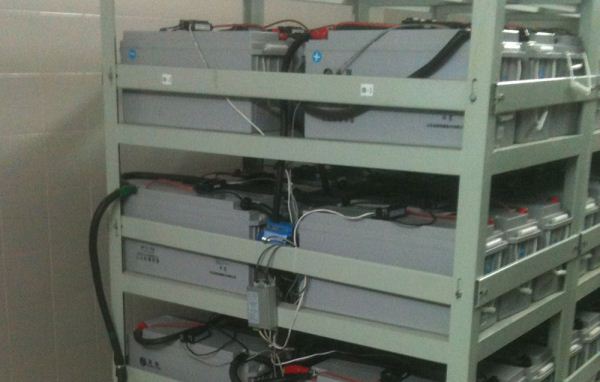 UPS蓄電池在線(xiàn)監(jiān)測(cè)系統(tǒng)