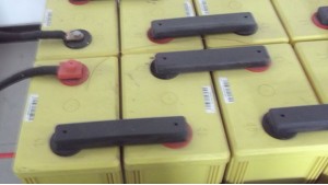 怎么監(jiān)測和管理機(jī)房數(shù)據(jù)中心？