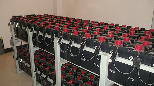 蓄電池監(jiān)測(cè)模塊