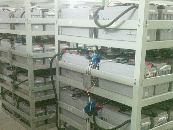 蓄電池監(jiān)測(cè)模塊