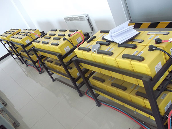 配電房蓄電池在線監(jiān)測(cè)主機(jī)