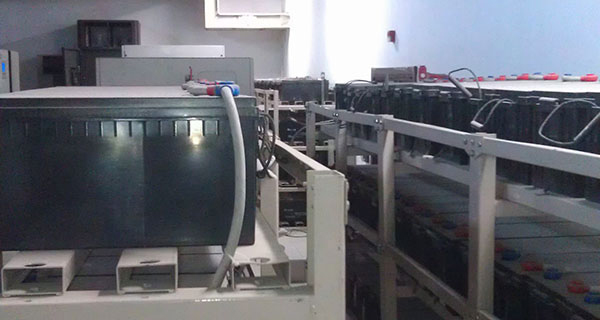 蓄電池檢測(cè)裝置